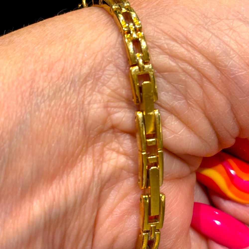 Avon Gold-toned & Rhinestone Women's Quartz Watch - Picture 3 of 5